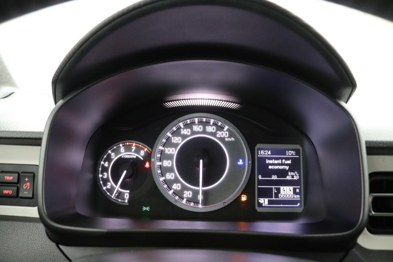 Suzuki Ignis - 1.2 Smart Hybrid Style 23