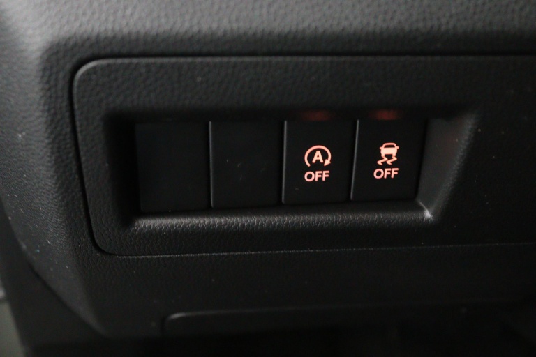 Suzuki Ignis - 1.2 Smart Hybrid Style 34