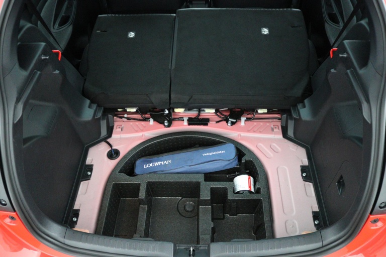 Toyota Yaris - 1.5 Hybrid Executive 33