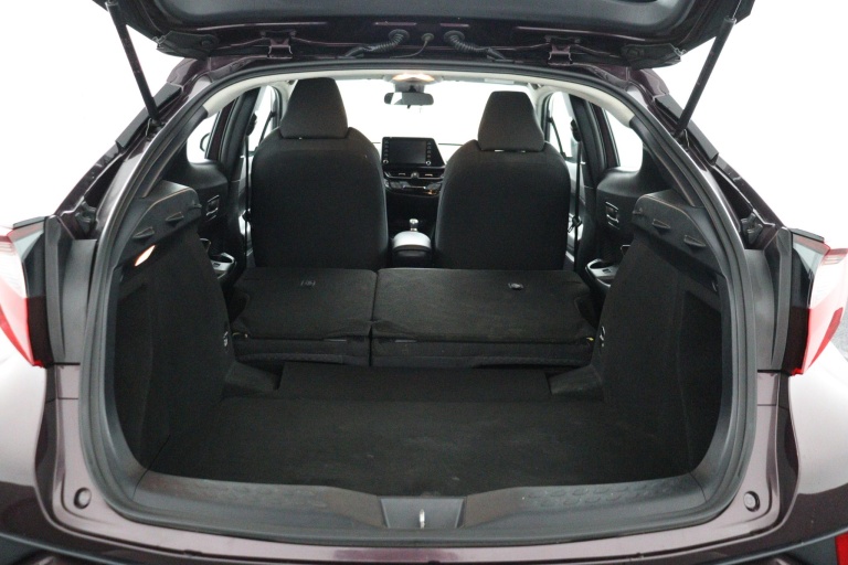 Toyota C-HR - 1.8 Hybrid Business 24