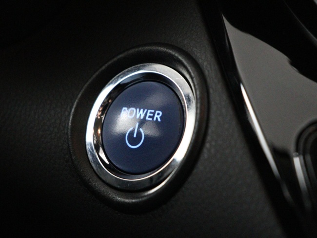 Toyota C-HR - 1.8 Hybrid Business