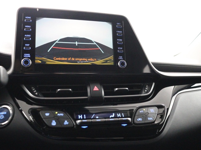 Toyota C-HR - 1.8 Hybrid Business