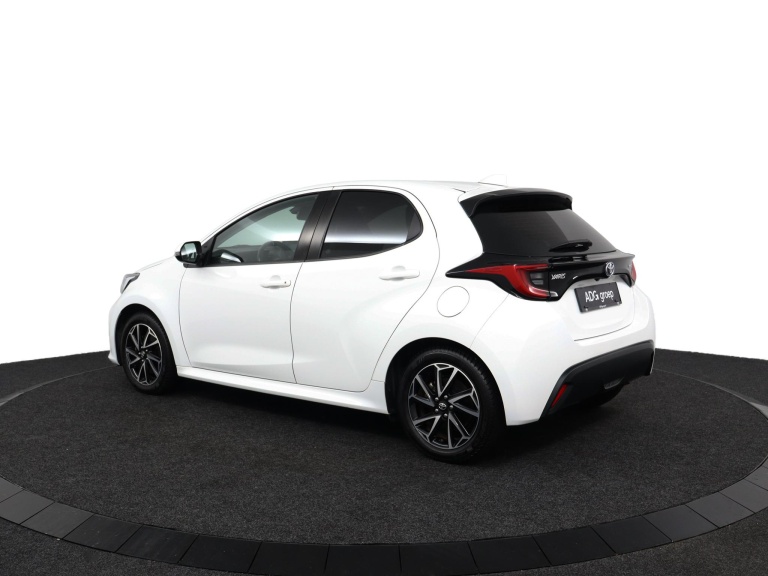 Toyota yaris - 1.5 Hybrid Dynamic 12