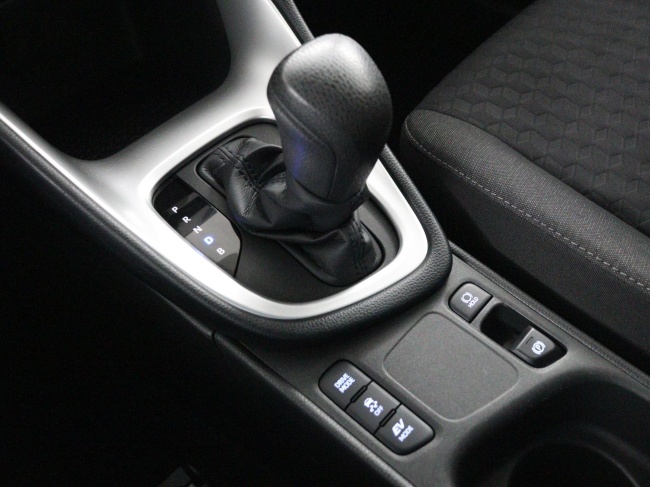 Toyota yaris - 1.5 Hybrid Dynamic