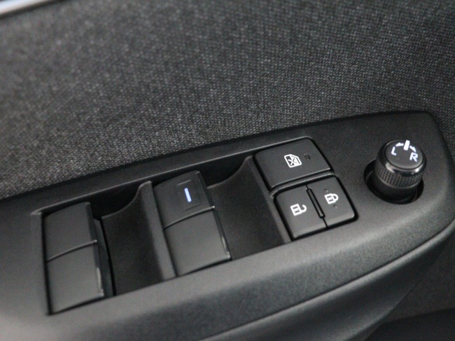 Toyota yaris - 1.5 Hybrid Dynamic