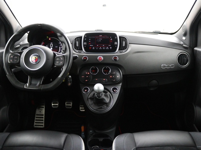 Fiat 500 C - 1.4 T-Jet Abarth Competizione 70th Anniversary