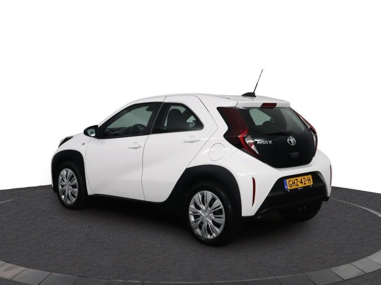 Toyota Aygo X - 1.0 VVT-i MT Play 11