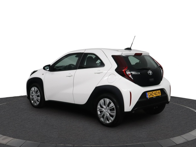Toyota Aygo X - 1.0 VVT-i MT Play