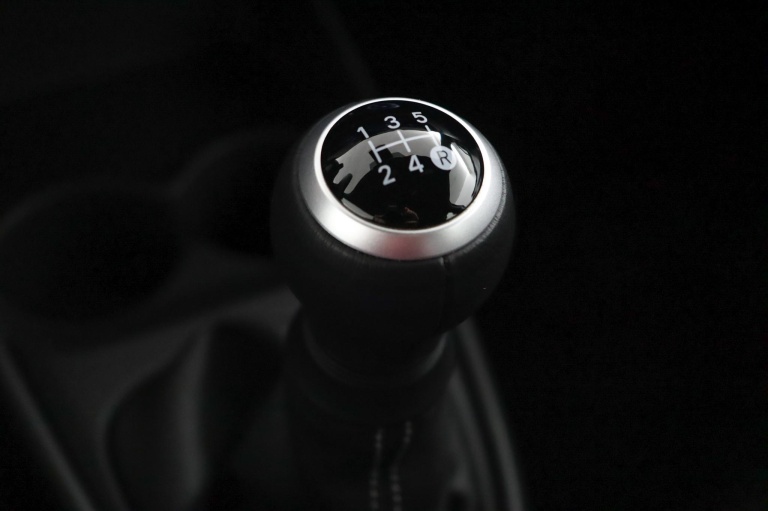 Toyota Aygo X - 1.0 VVT-i MT Play 26