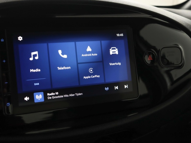 Toyota Aygo X - 1.0 VVT-i MT Play