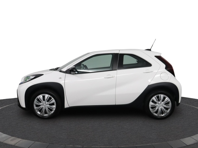 Toyota Aygo X - 1.0 VVT-i MT Play