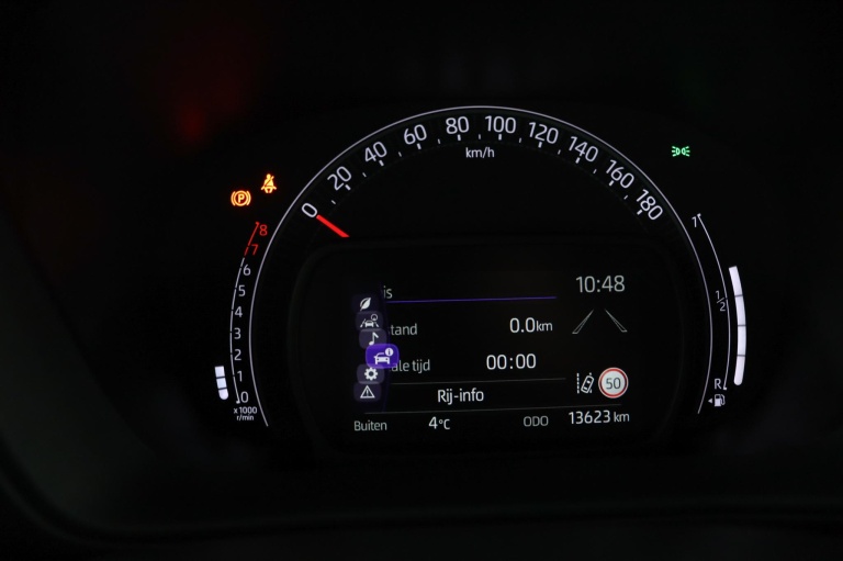 Toyota Aygo X - 1.0 VVT-i MT Play 49