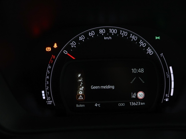 Toyota Aygo X - 1.0 VVT-i MT Play