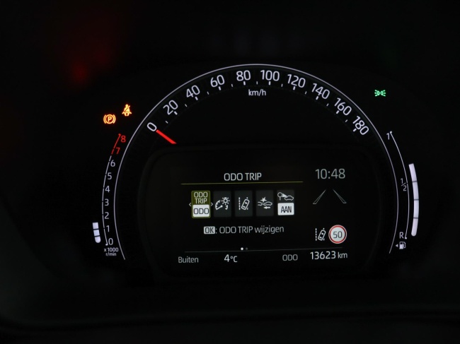 Toyota Aygo X - 1.0 VVT-i MT Play