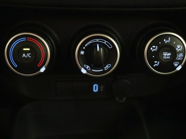 Toyota Aygo X - 1.0 VVT-i MT Play