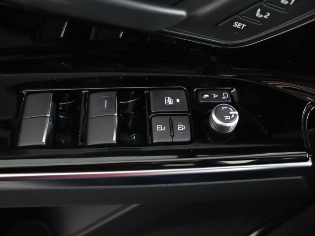 Toyota bZ4X - Premium 4WD 71 kWh