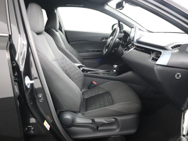 Toyota C-HR - 2.0 Hybrid First Edition