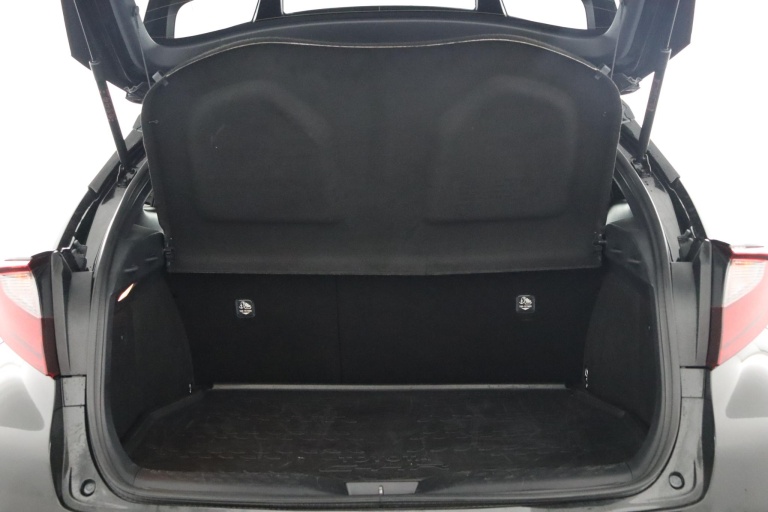 Toyota C-HR - 2.0 Hybrid First Edition 23