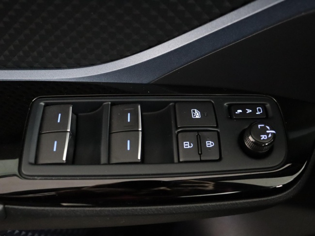 Toyota C-HR - 2.0 Hybrid First Edition