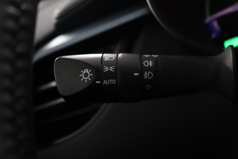 Toyota C-HR - 2.0 Hybrid First Edition 31