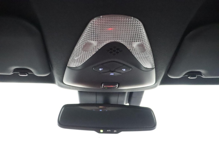 Toyota C-HR - 2.0 Hybrid First Edition 33