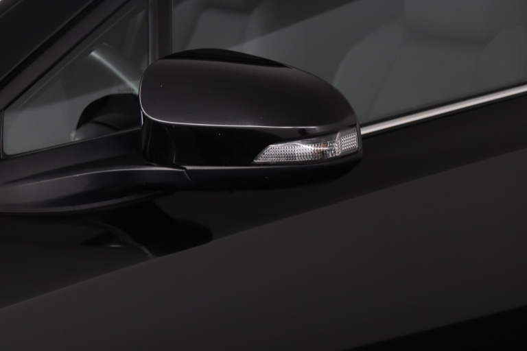 Toyota C-HR - 2.0 Hybrid First Edition 36