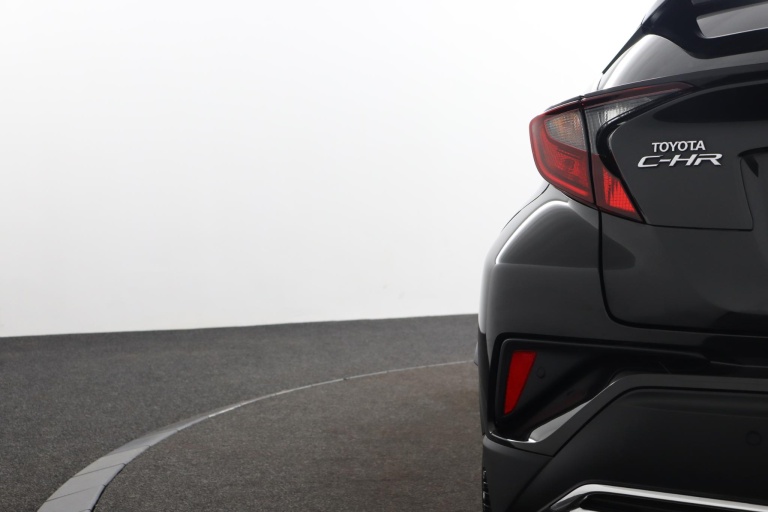 Toyota C-HR - 2.0 Hybrid First Edition 43