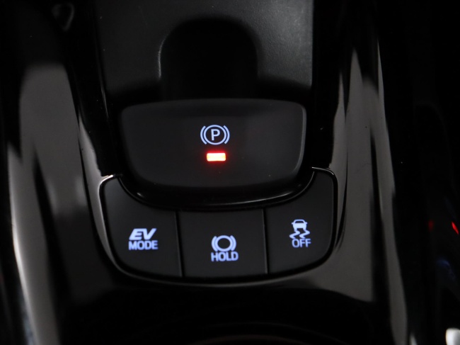 Toyota C-HR - 2.0 Hybrid First Edition