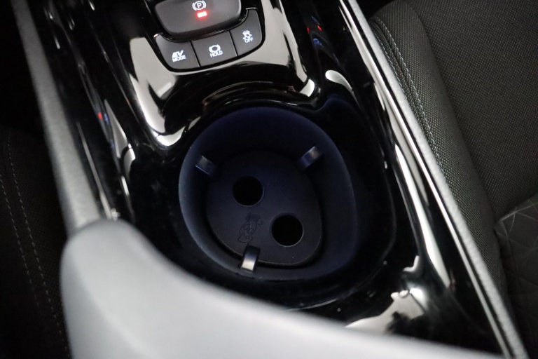 Toyota C-HR - 2.0 Hybrid First Edition 50