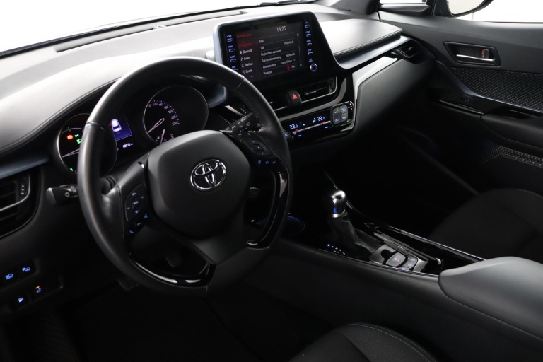 Toyota C-HR - 2.0 Hybrid First Edition 51