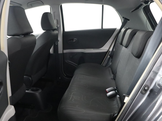 Toyota Yaris - 1.0 VVTi Acces