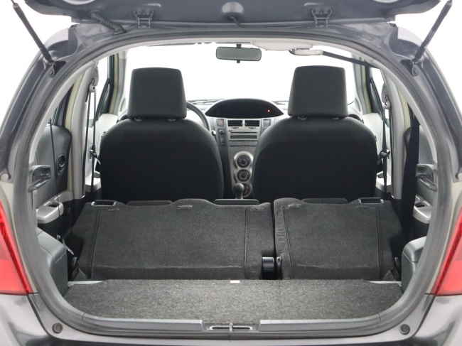 Toyota Yaris - 1.0 VVTi Acces