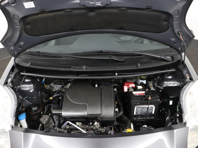 Toyota Yaris - 1.0 VVTi Acces