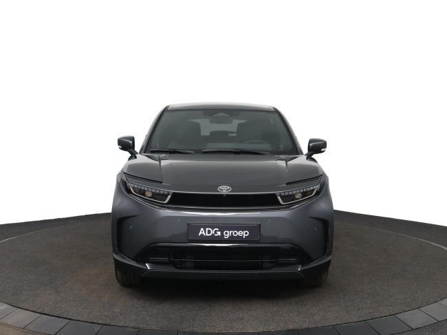 Toyota Urban Cruiser - Dynamic 61 kWh