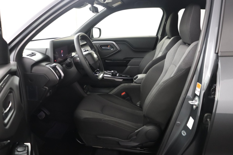 Toyota Urban Cruiser - Dynamic 61 kWh 17