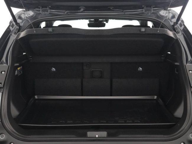 Toyota Urban Cruiser - Dynamic 61 kWh