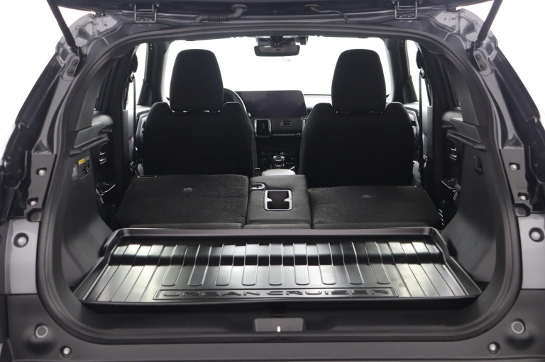 Toyota Urban Cruiser - Dynamic 61 kWh 26