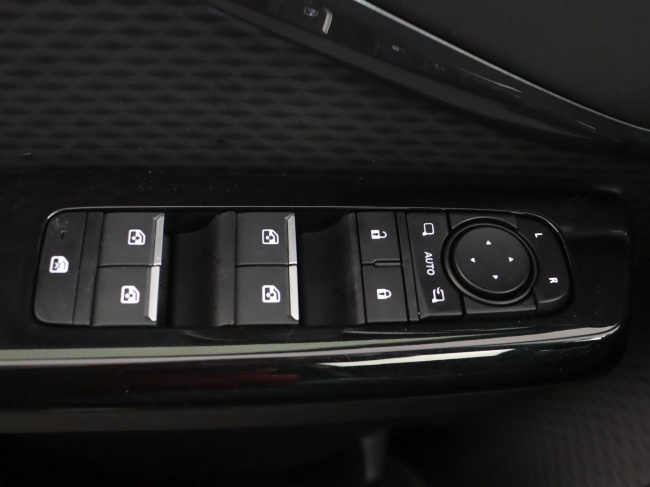 Toyota Urban Cruiser - Dynamic 61 kWh