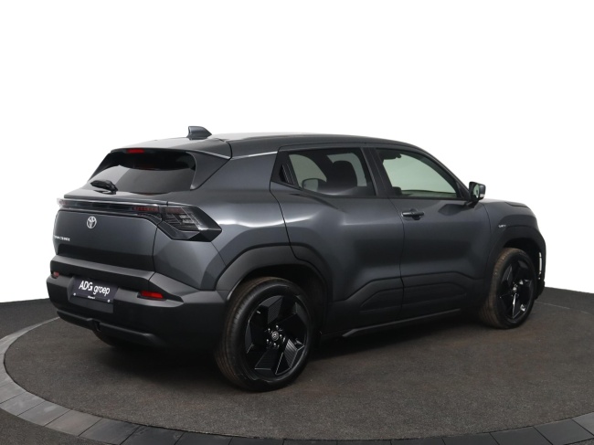 Toyota Urban Cruiser - Dynamic 61 kWh