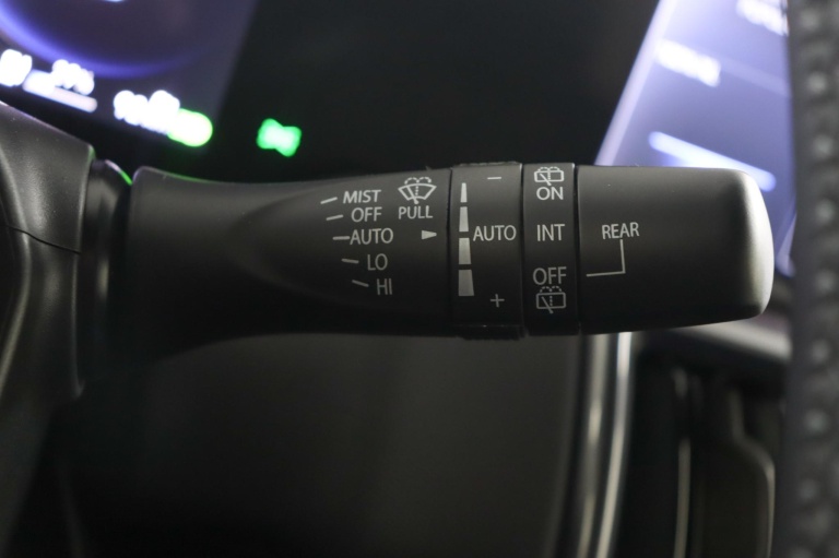 Toyota Urban Cruiser - Dynamic 61 kWh 31