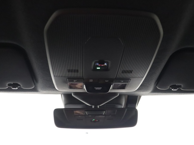 Toyota Urban Cruiser - Dynamic 61 kWh