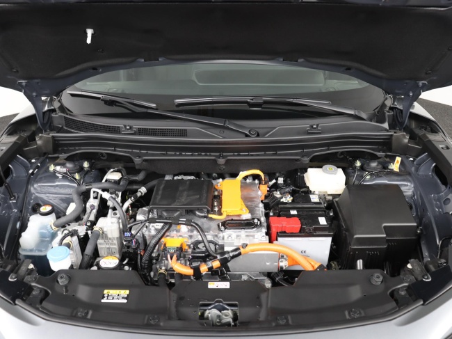 Toyota Urban Cruiser - Dynamic 61 kWh