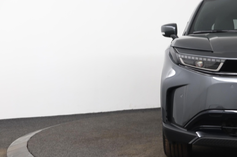 Toyota Urban Cruiser - Dynamic 61 kWh 34