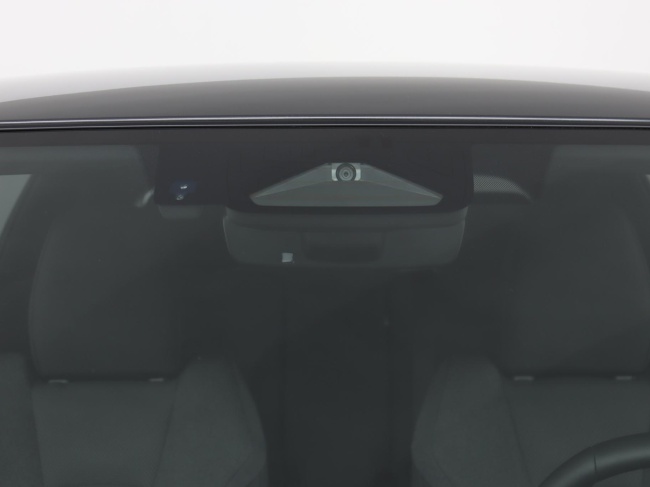 Toyota Urban Cruiser - Dynamic 61 kWh