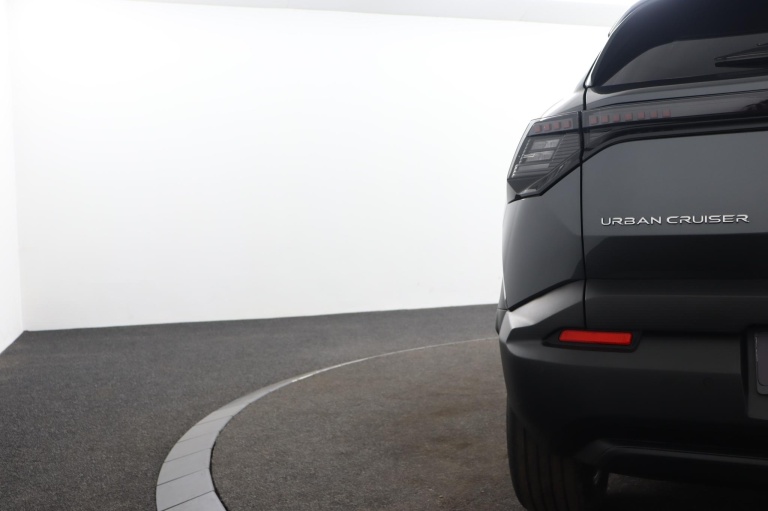 Toyota Urban Cruiser - Dynamic 61 kWh 40