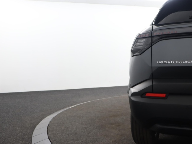 Toyota Urban Cruiser - Dynamic 61 kWh