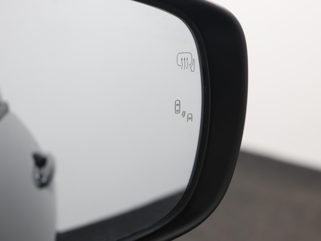 Toyota Urban Cruiser - Dynamic 61 kWh