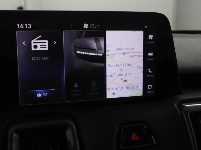 Toyota Urban Cruiser - Dynamic 61 kWh