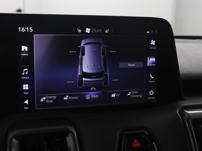 Toyota Urban Cruiser - Dynamic 61 kWh