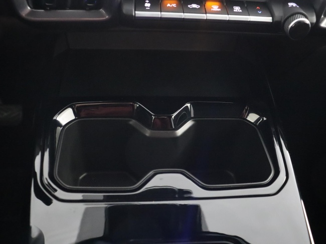 Toyota Urban Cruiser - Dynamic 61 kWh